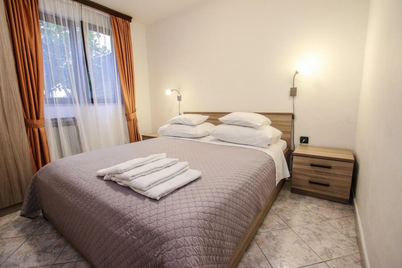 Carolina 4 Seasons Apartment Пореч Екстериор снимка