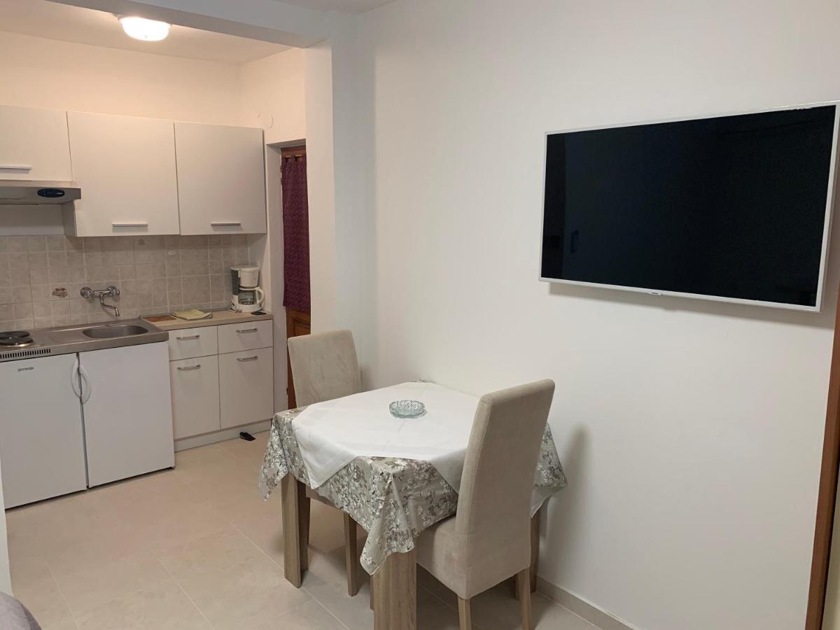 Carolina 4 Seasons Apartment Пореч Екстериор снимка